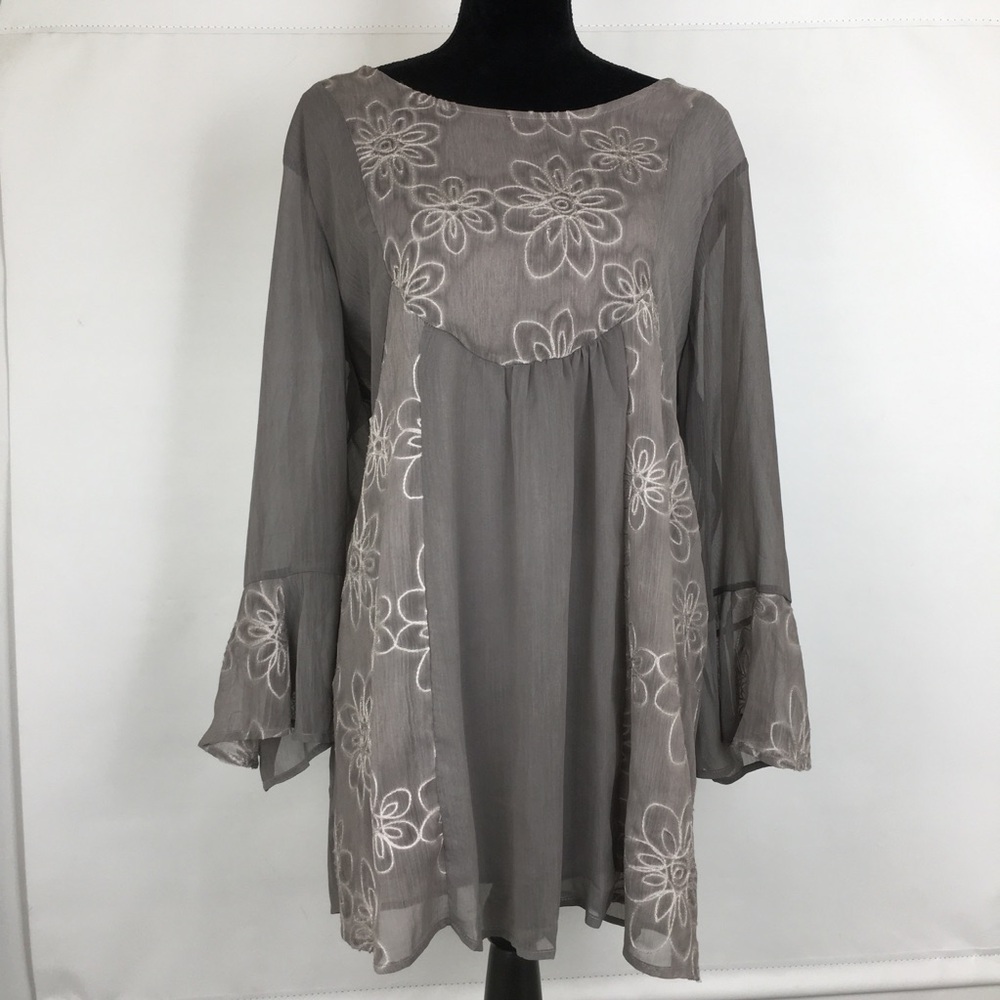 Cal Style Women’s Sz 2XL Tunic Top Floral Embroidered Empire Waist Sheer Overlay
